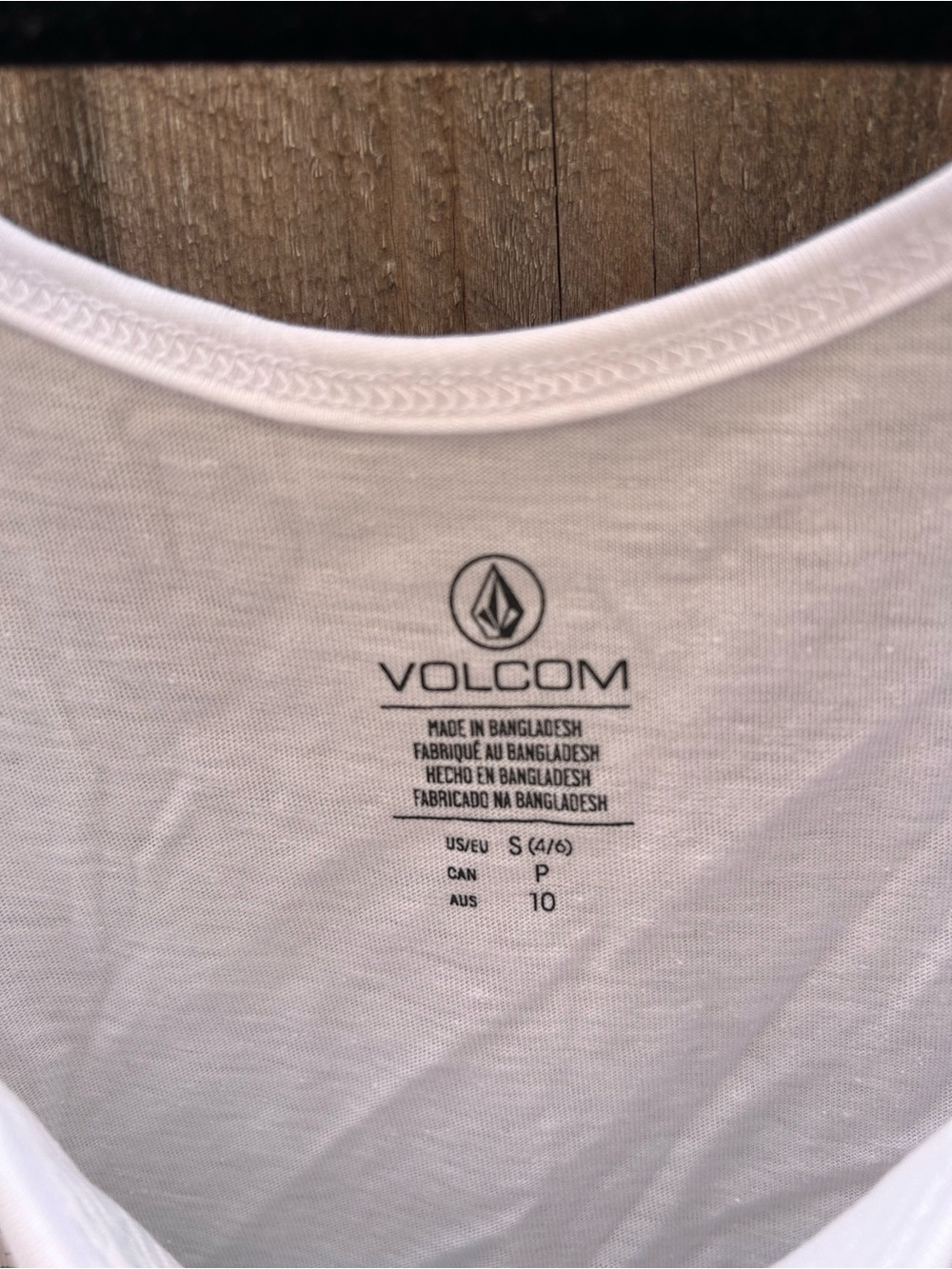 Volcom Hilo Tank in white, palm tree sunset Hawaiian islands print - Picture 2 of 8